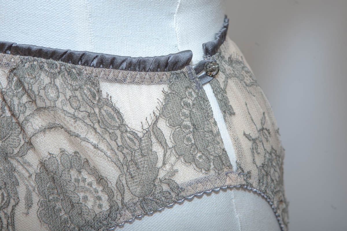 SAMPLE Grey Chantilly Lace Bralet, Waspie & High Leg Briefs - Size UK 8/UK10 ONLY