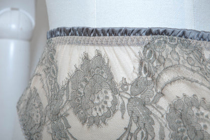 SAMPLE Grey Chantilly Lace Bralet, Waspie & High Leg Briefs - Size UK 8/UK10 ONLY
