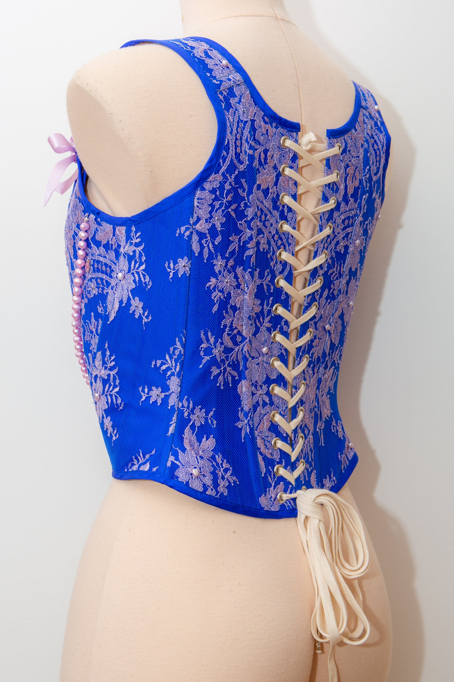 Saphir Lace & Silk Stays - UK 10 Only