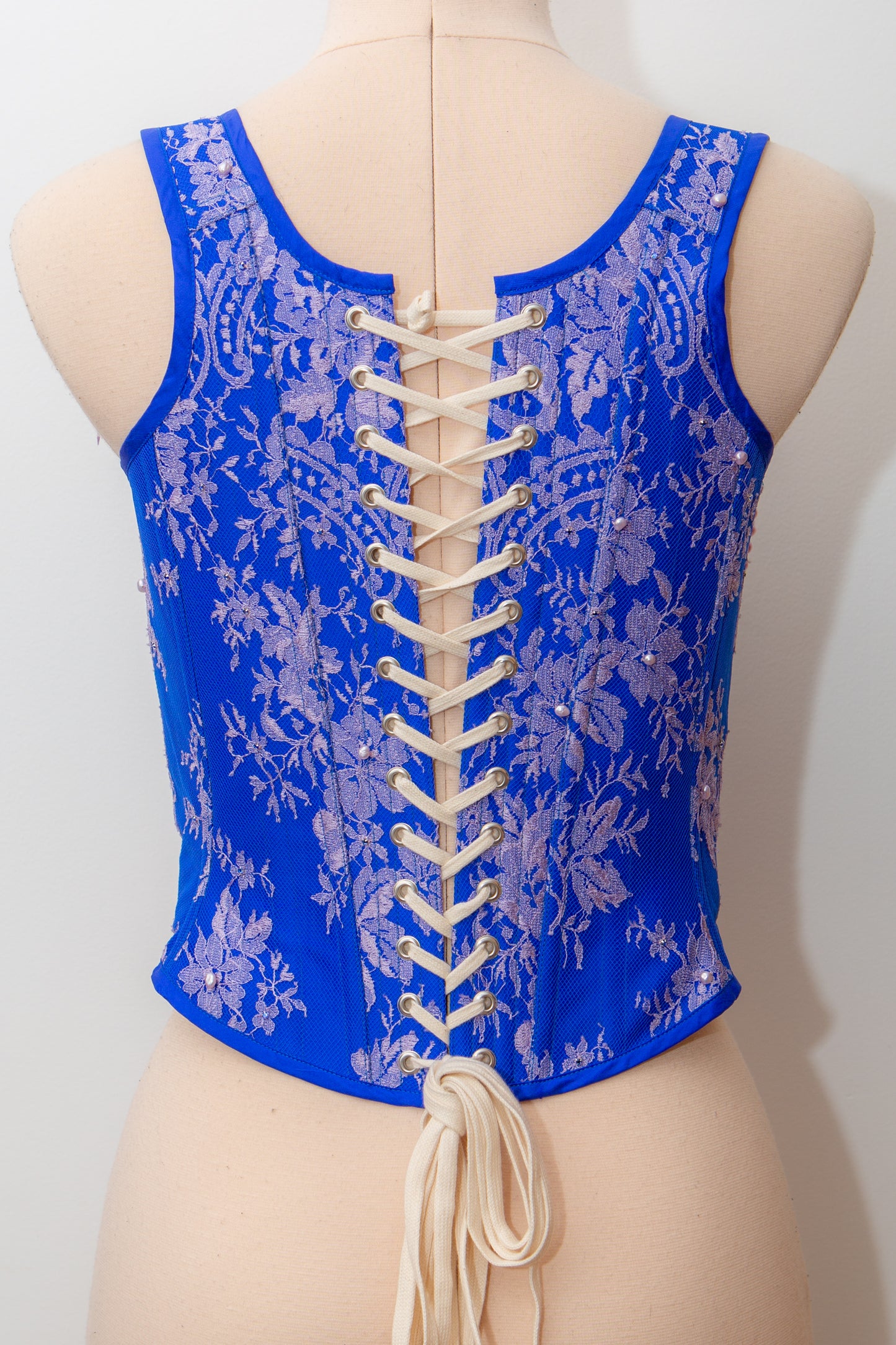 Saphir Lace & Silk Stays - UK 10 Only