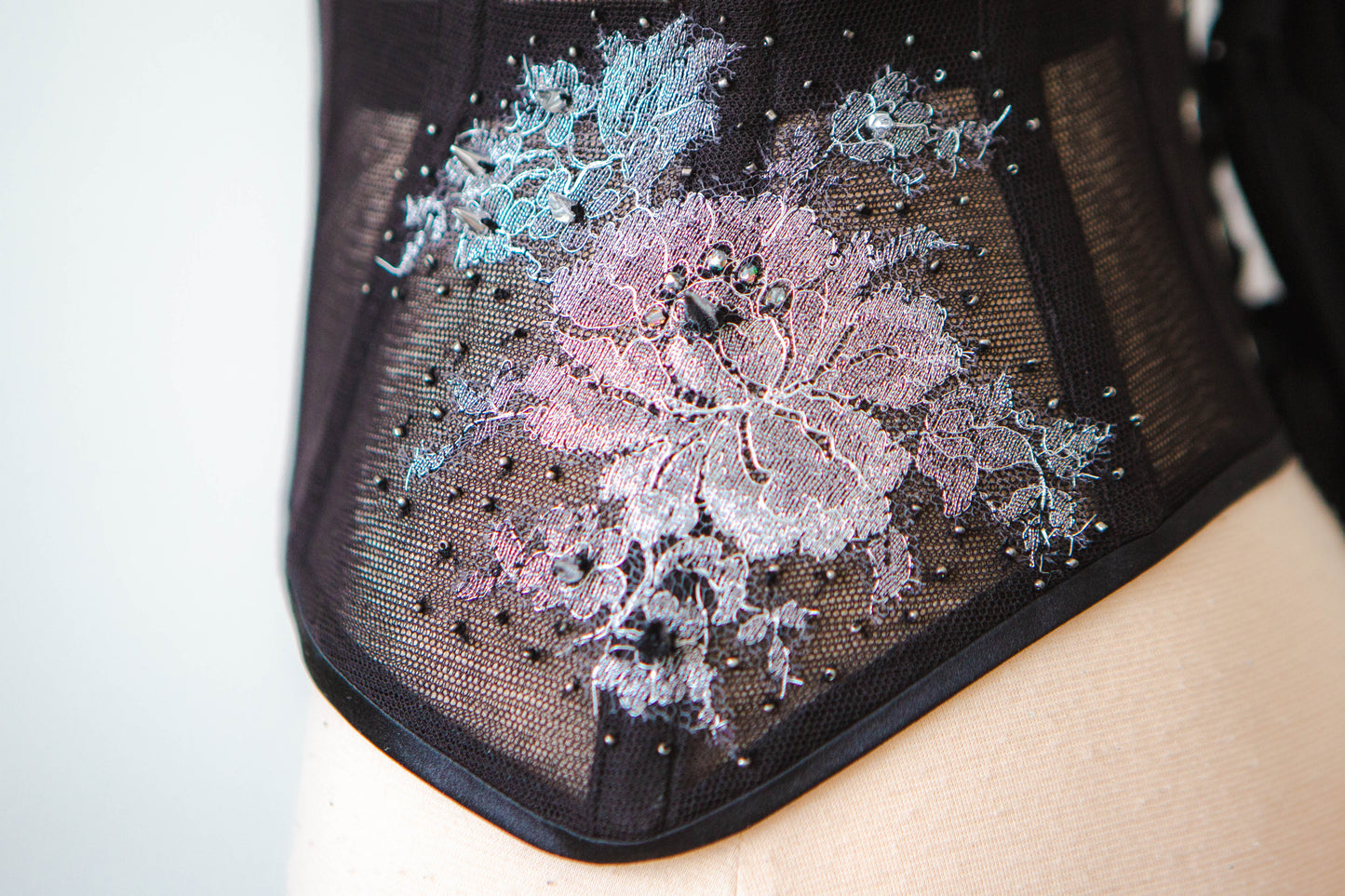 SAMPLE Tulle cincher with lace appliqué and beading - 23" waist