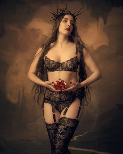 Lachesis Darted Cup & Cap Sleeve Bra